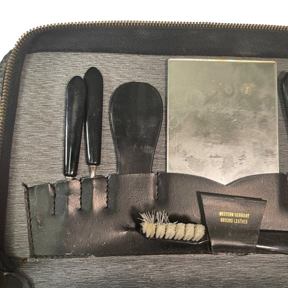 Vintage Mens Travel Toiletry Set Incomplete Case Faux Leather - Picture 3 of 12